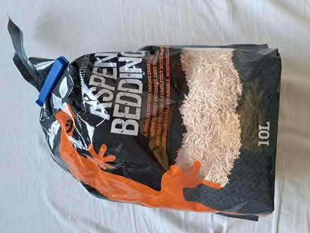 Photo of free Aspen wood shavings for gerbils, reptiles etc (Caversham RG4) #1