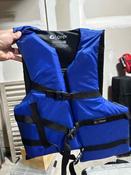 Photo of free Adult universal life vest (Leesburg , Potomac Station) #1
