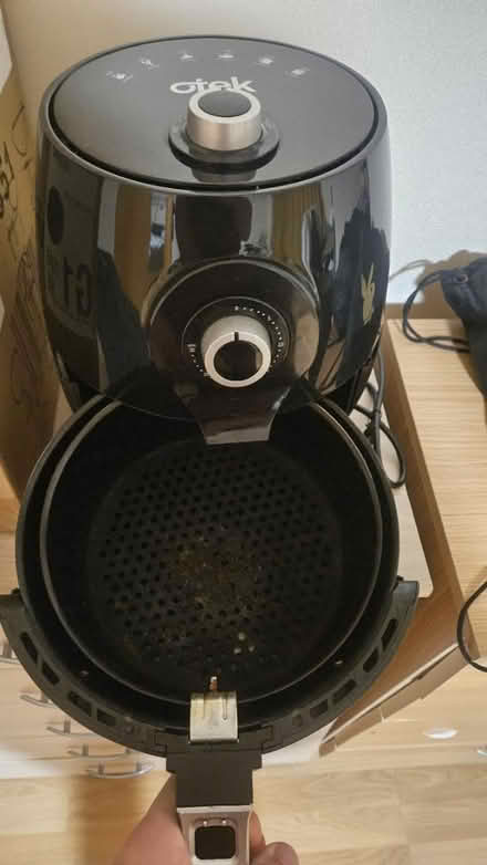 Photo of free Air Fryer Otek 4.5L - not working (North Ealing/ West Acton W5) #3