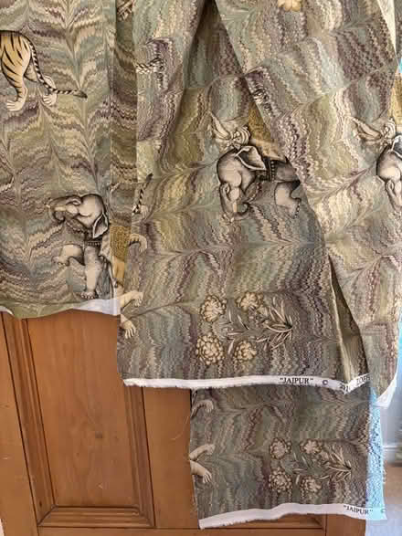 Photo of free More Curtain Fabric Remnants ! (Hornby LA2) #1