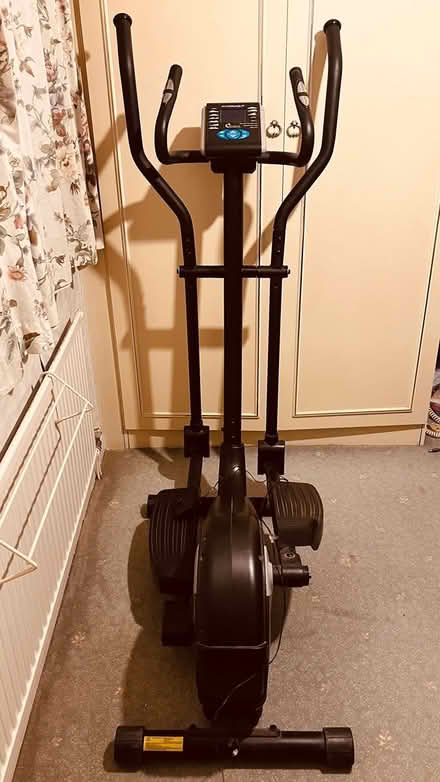 Photo of free roger black gold cross trainer—ha6 (Northwood HA6) #1