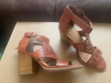 Photo of free Women’s size 8 (Paterson) #2