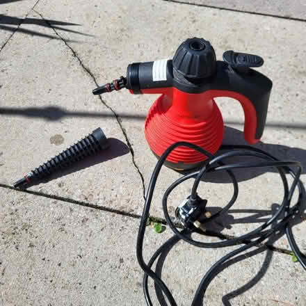 Photo of free Small steam cleaner (needs attention) (Oaklands nr Welwyn AL6) #1