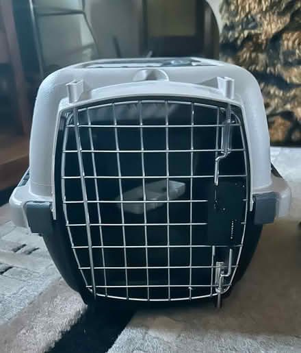 Photo of free Cat carrier (Ellicott City) #1