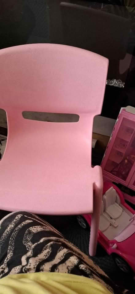 Photo of free Pink girls chair age 3 to 6 (Barton OX3) #1