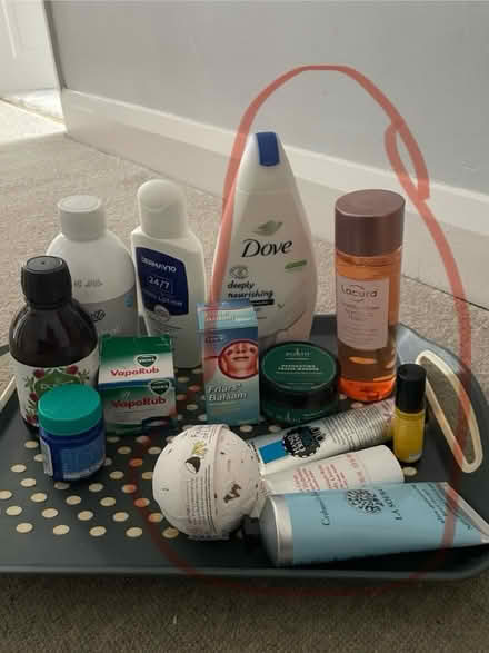 Photo of free toiletries (Golden Green TN11) #1