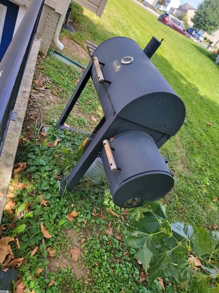 Photo of free Charbroil charcoal grill (Essex, Md) #1