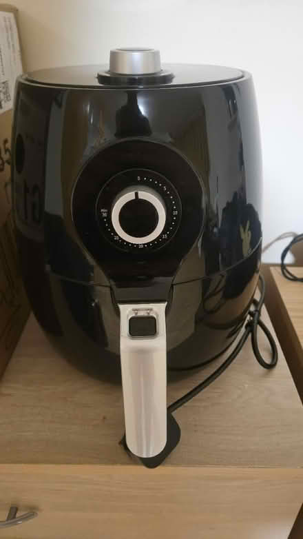 Photo of free Air Fryer Otek 4.5L - not working (North Ealing/ West Acton W5) #1