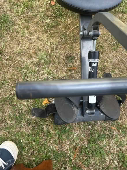 Photo of free Rowing machine (CH61) #2