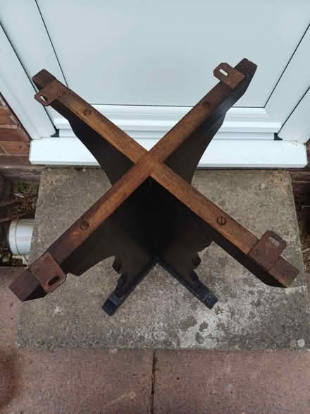 Photo of free TV Unit & table Base (Ettingshall WV4) #3