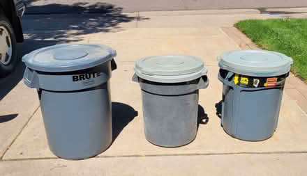 Photo of free Plastic trash cans (Near Mississippi and Dayton) #1