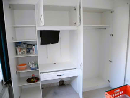 Photo of free bedroom fittings & vanity unit (Whitehill SG4) #2