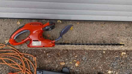 Photo of free Flymo Hedge Trimmer - Electric 240v (Kenley CR8) #4