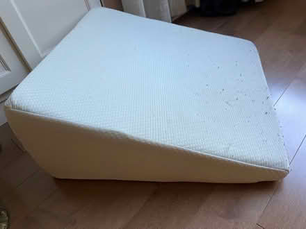Photo of free Wedge pillow (for sleep apnea) (Etobicoke Royal York and Bloor) #1