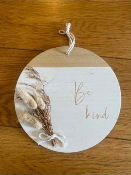 Photo of free “Be Kind “ Plaque (Cheshunt En8) #1