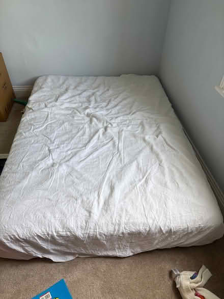 Photo of free Queen Sized Wooden Bed and Mattress (Cullercoats NE26) #1
