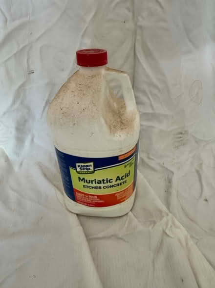 Photo of free Muratic acid (In Reston off of Lawyers Road) #1