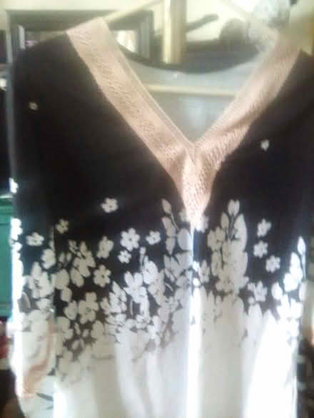 Photo of free Blk/White V-Neck T-Shirt 10031 (Hamilton Heights 10031) #1