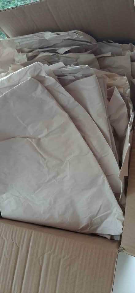 Photo of free Packing paper ideal moving home (IP3) #2