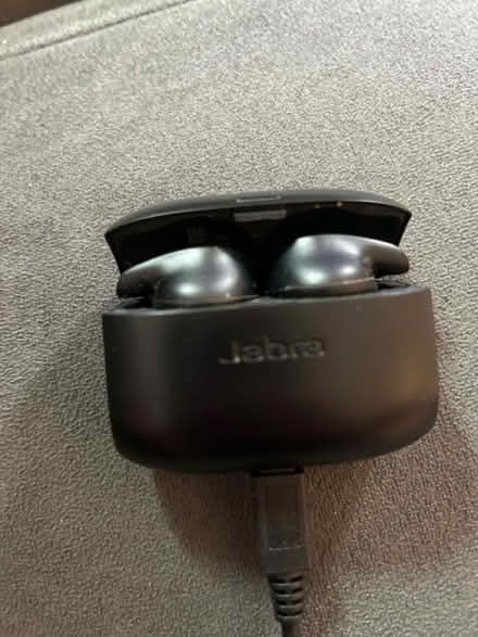 Photo of free Jabra earbuds (Arlington Heights) #1