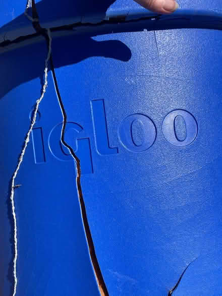 Photo of free Beer keg cooler, Igloo brand 🍻 (Oakland) #1