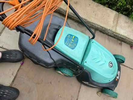 Photo of free Electric lawnmower (Scriven HG5) #2