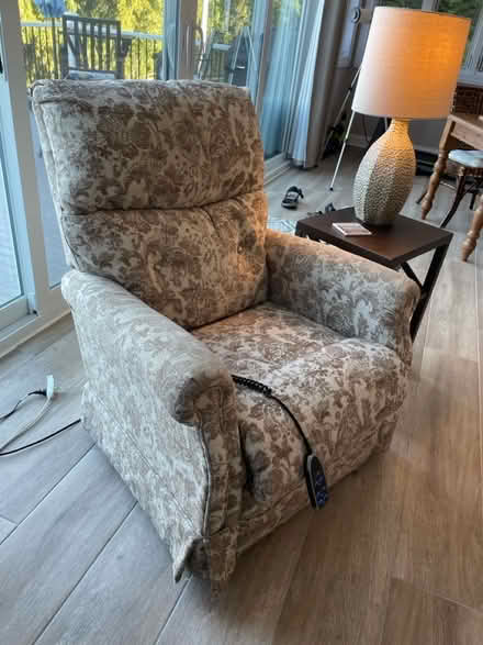 Photo of free Lazyboy power recliner (Willows Colony) #2