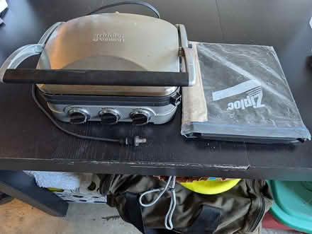 Photo of free Cuisinart panini grill (Aloha) #1