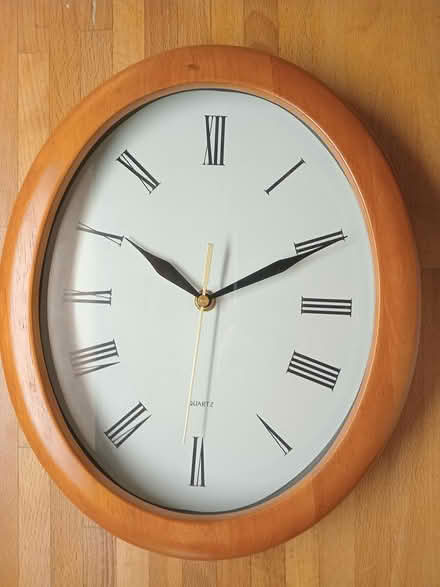 Photo of free Wall clock (Near Warden and Lawrence) #1