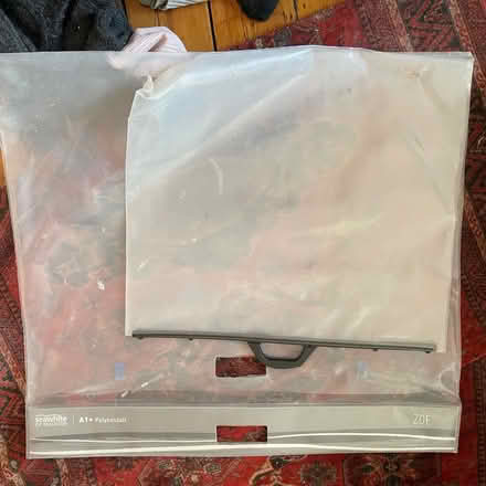 Photo of free 2x art folders (Totterdown BS3) #1