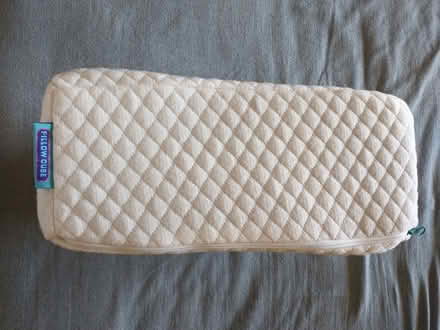 Photo of free Pillow Cube (NE Seattle/Ravenna/UD) #1