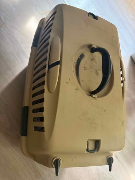 Photo of free Cat carry case (Oswestry SY11) #1
