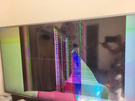 Photo of free Screen problem (Chatham) #1