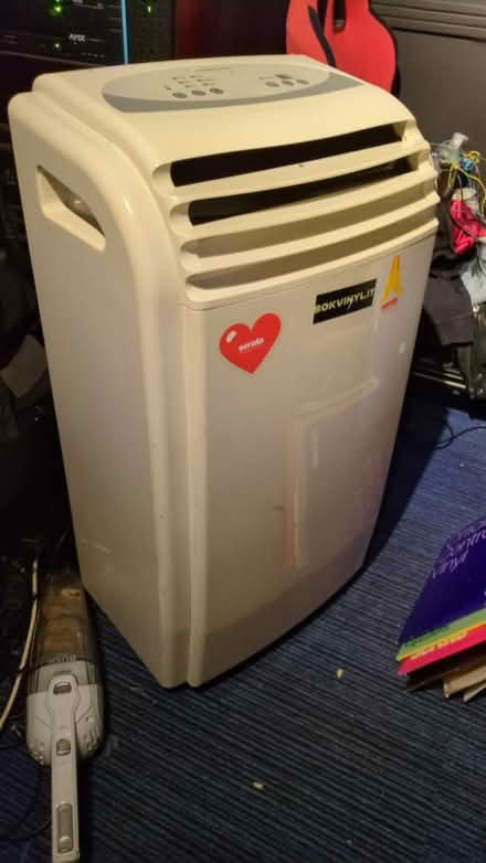Photo of free Air conditioning unit (Hanworth) #2