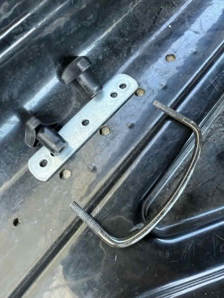 Photo of free Car Top Cargo Box (West of Walmart on Blairsferry) #4