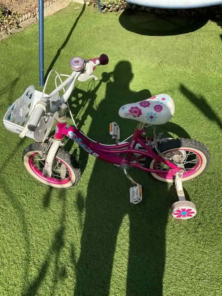 Photo of free She’d clear out 2 girls bikes (Middlewood S6) #1