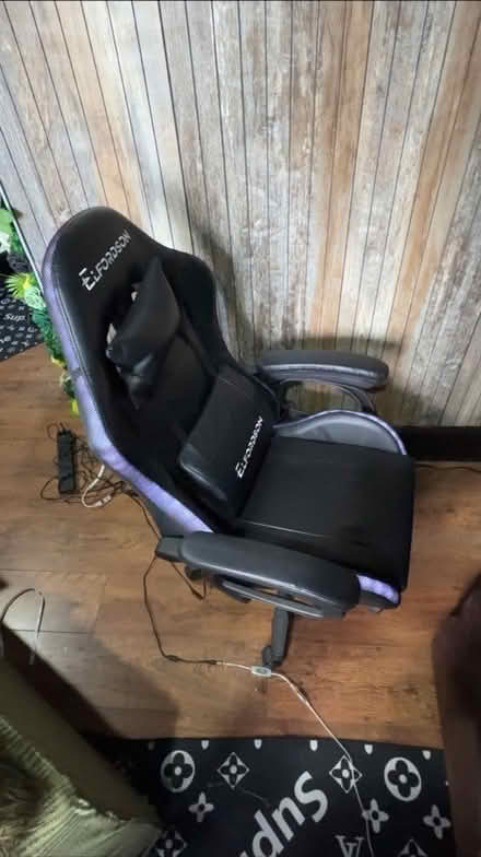Photo of free Gaming/office chair READ INFO⬇️ (Lordship Lane N17) #4