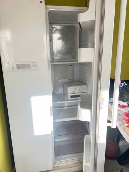 Photo of free America fridge (South Dublin) #2