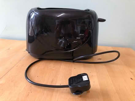 Photo of free Unbranded 2 Slice Toaster #2 (CV22 Bilton) #1