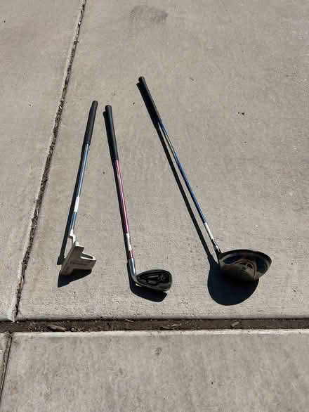 Photo of free Children's golf clubs and bag (North Boulder) #2