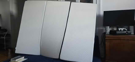 Photo of free Queen mattress & foam cover (saint henri) #1