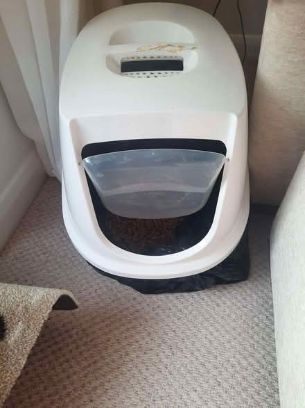 Photo of free Cat lit box (Keyworth NG12) #1