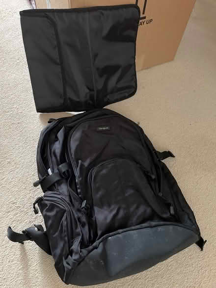Photo of free Laptop bag (Newbury - RG14) #2