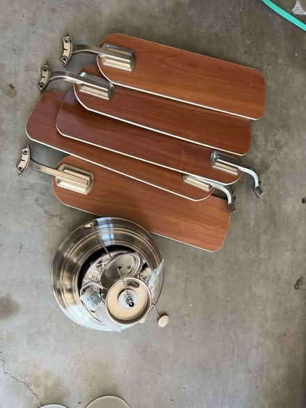 Photo of free Ceiling fan (Pleasant Valley Road Aptos) #1