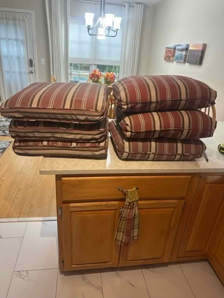 Photo of free Set of 3 cushions (Valleywood Ct- Columbia) #1
