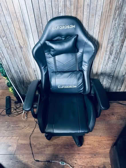 Photo of free Gaming/office chair READ INFO⬇️ (Lordship Lane N17) #1