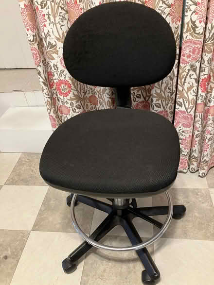 Photo of free drawing table chair (NoHo 10012) #1
