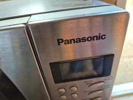 Photo of free Panasonic Microwave, doesn't work (DE72 3BG) #2