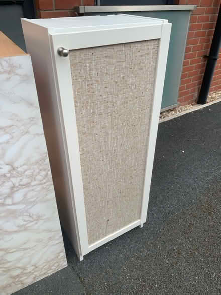 Photo of free Shelving/cupboard unit (HR2) #1
