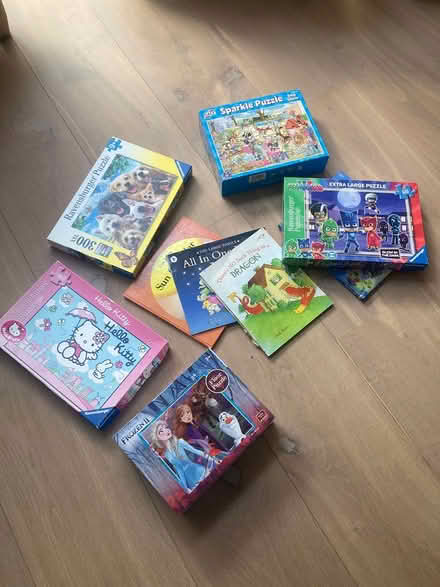 Photo of free Jigsaws and books (Rathgar Dublin 6) #1